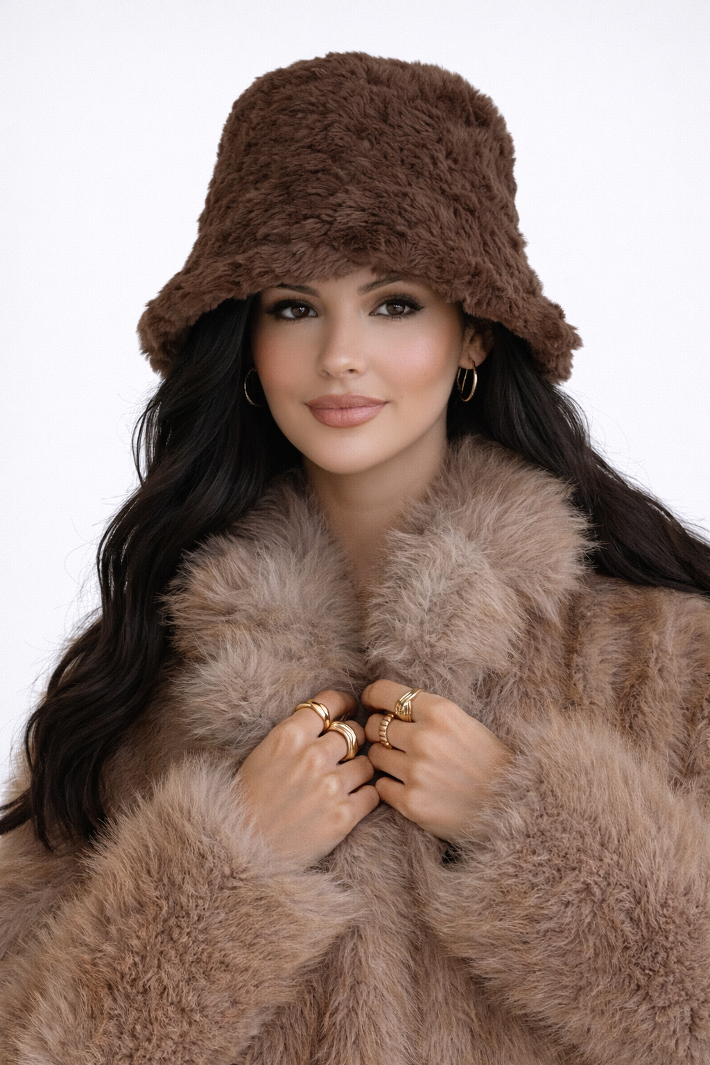 Noa Vermeer | Faux Fur Bucket Hoed