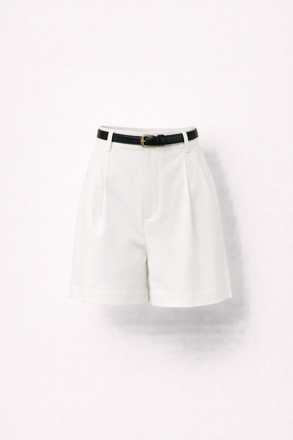 Milena Jovanović | Elegante Short | De short die jouw zomerse look direct chic en moeiteloos maakt