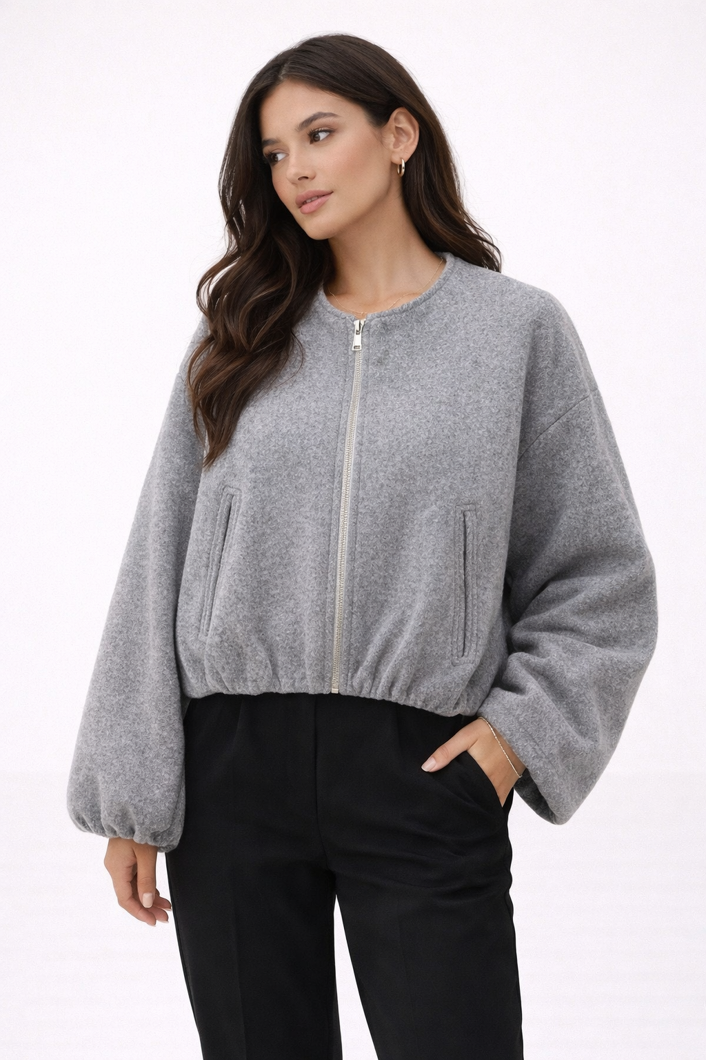 Mila Anderson | Cropped Zip Jacket | Minimalistische comfort met een moderne, vrouwelijke twist