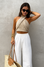 Elara | Cross Halter Top | Verleidelijke elegantie met zomerse allure