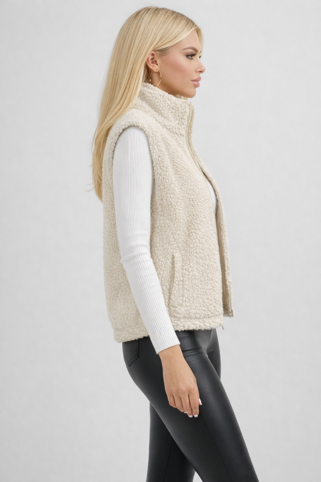 Bobbie | Cozy Teddy Zip Gilet