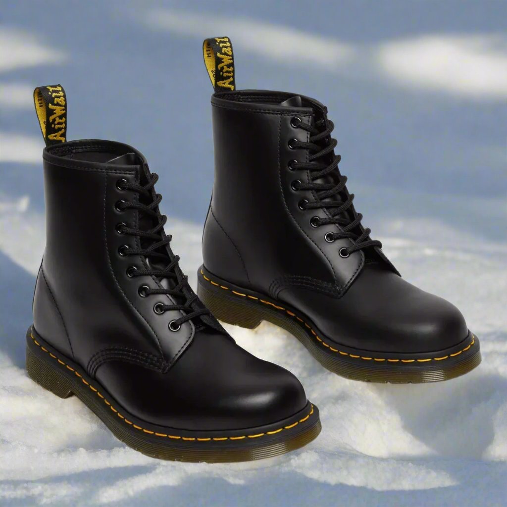 Harper Mitchell | Iconische Veterboot met Stoere Eleganties