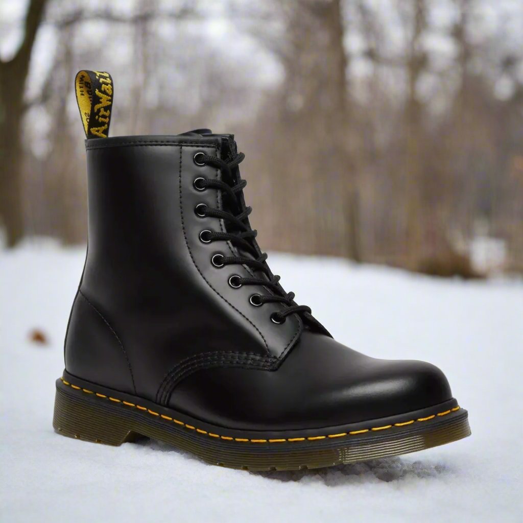 Harper Mitchell | Iconische Veterboot met Stoere Eleganties