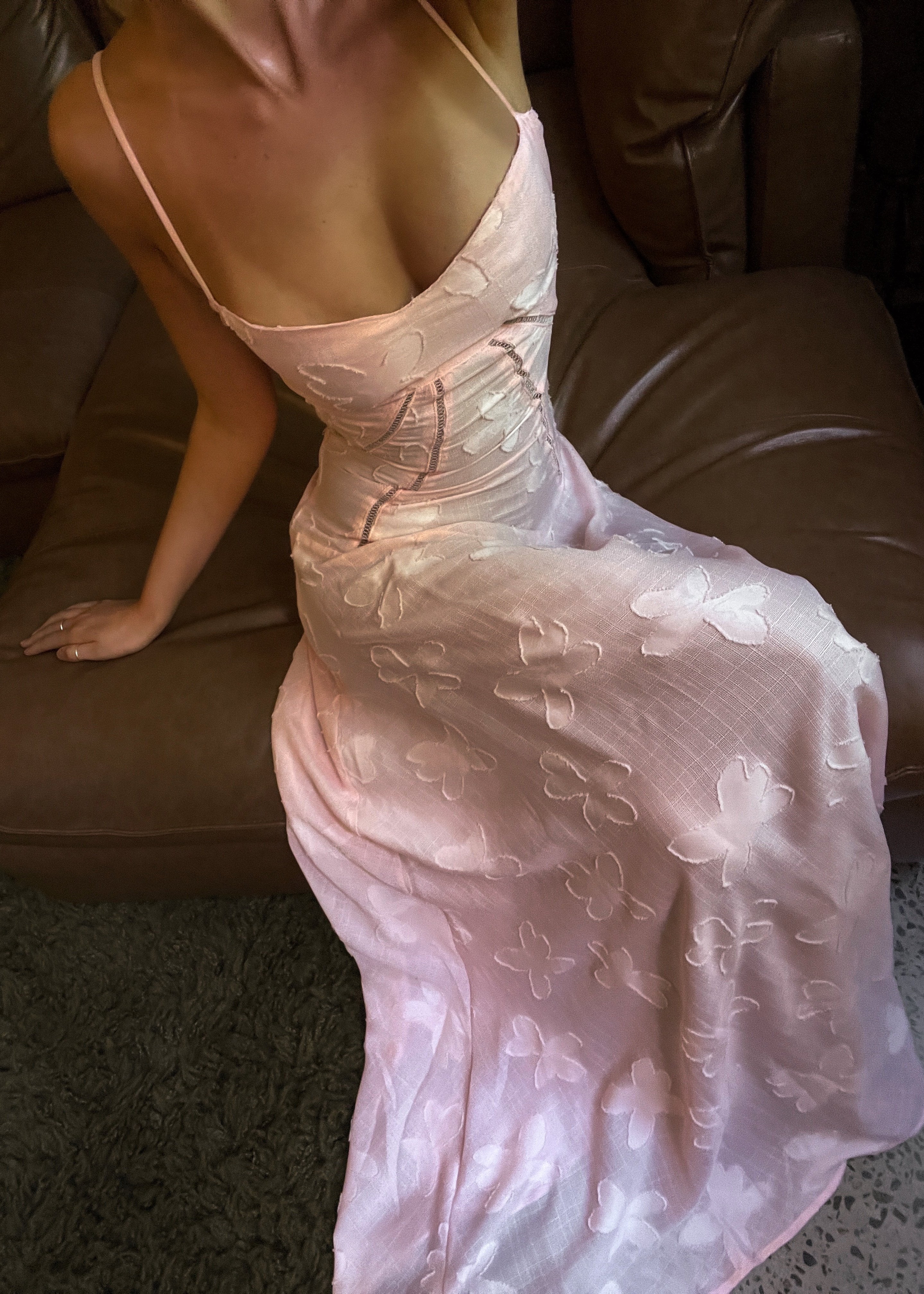 Lily Anderson | Maxi Jurk met Bloemenstructuur | Jij voelt je licht, vrouwelijk en moeiteloos elegant