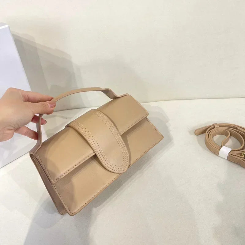 Aurelia Beaumont | Elegante Mini Handtas in Cognac