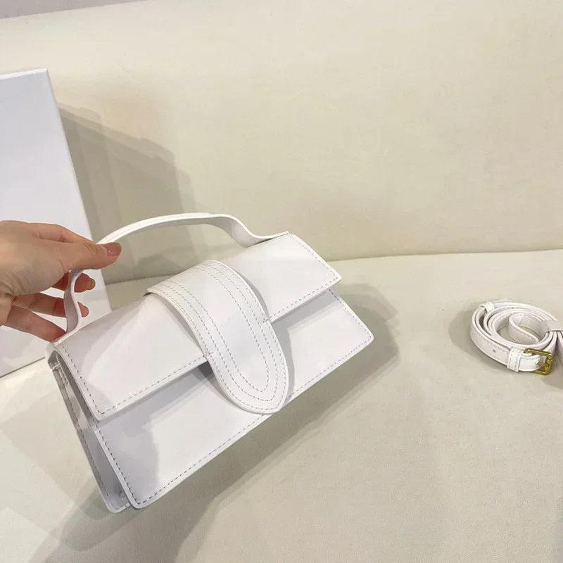 Aurelia Beaumont | Elegante Mini Handtas in Cognac