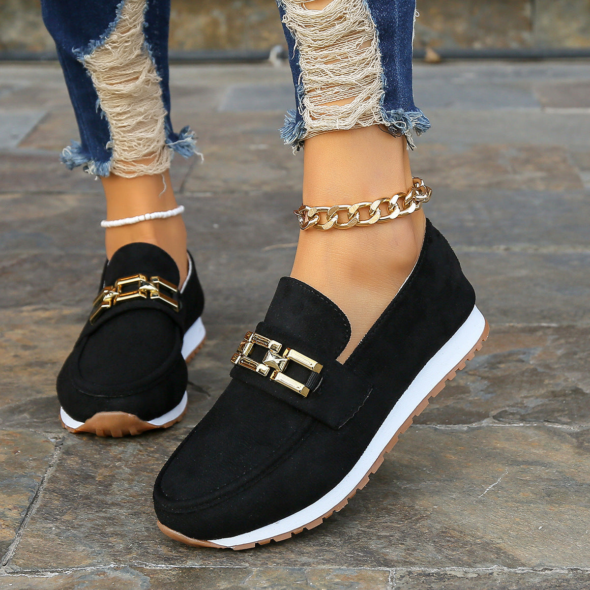 Sandra | Suède Loafers met Goudkleurig Detail