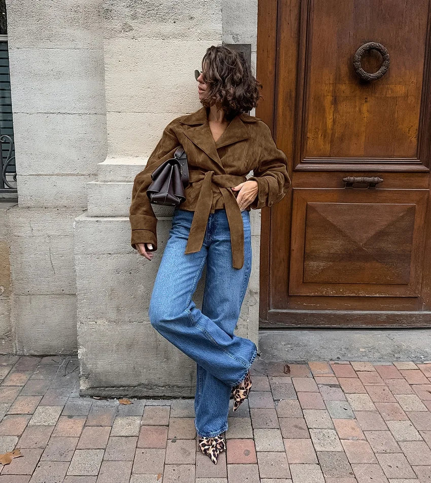 Lauren Hayes | Suède Wrap Jacket | Parijse elegantie met een moderne attitude