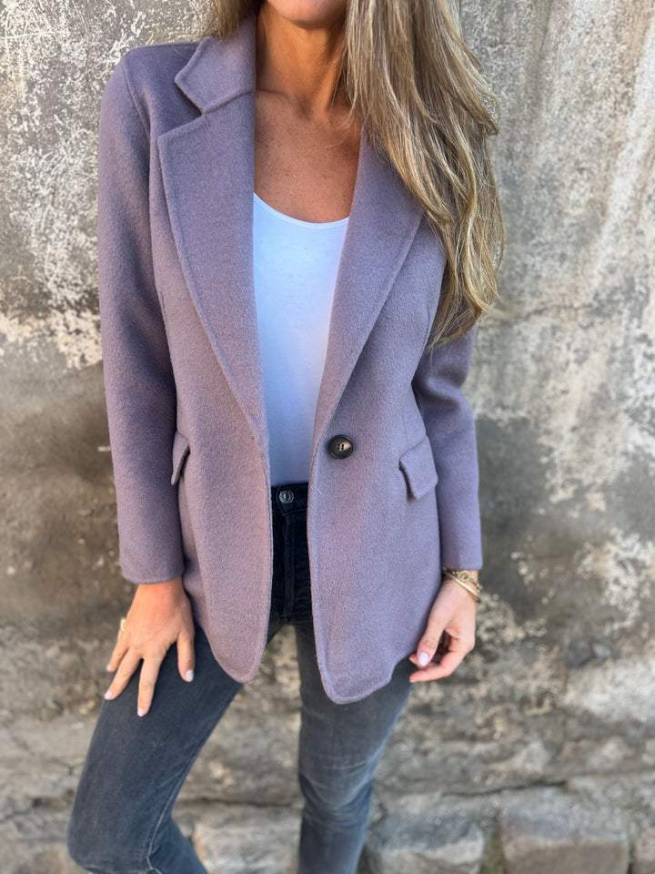 Amina Khalil | Tijdloze Wollook Blazer