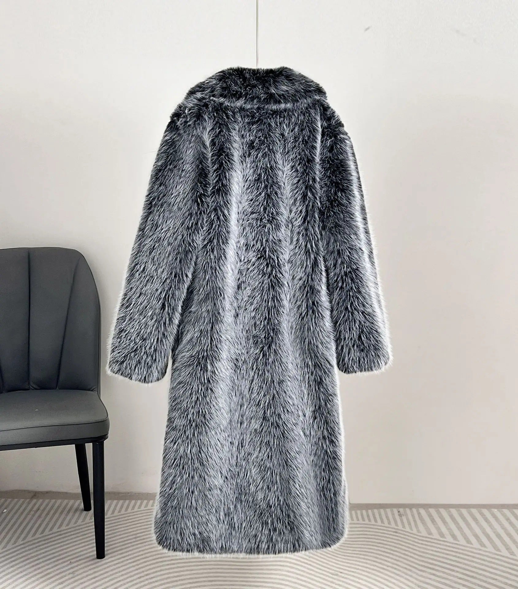 Calista | Winter – Luxe Faux Fur – Lange Mantel